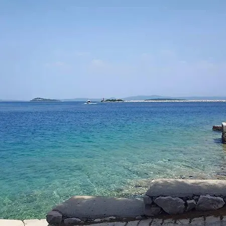 Extra Spacious Seaview Close To The Beach, With Large Terraces And Free Wi-fi & Ac & Bbq & Parking Space