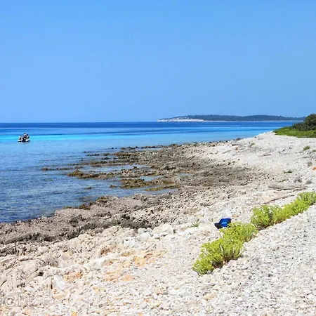 Apartment Seaside Terrace Apartments: Spacious Seaview With Free Amenities Sali