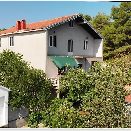 Seaside Terrace Apartments: Spacious Seaview With Free Amenities Apartment *