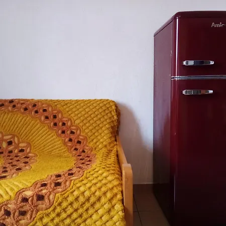 Seaside Terrace Apartments: Spacious Seaview With Free Amenities *