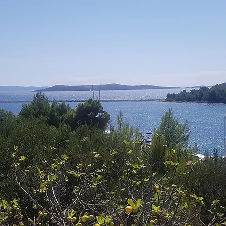 Extra Spacious Seaview Close To The Beach, With Large Terraces And Free Wi-fi & Ac & Bbq & Parking Space