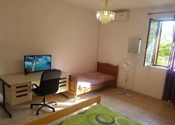 아파트 Extra Spacious Seaview Close To The Beach, With Large Terraces And Free Wi-fi & Ac & Bbq & Parking Space Zaglav