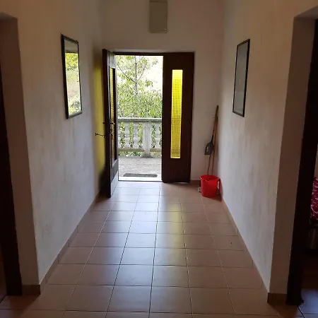 Extra Spacious Seaview Close To The Beach, With Large Terraces And Free Wi-fi & Ac & Bbq & Parking Space Appartamento