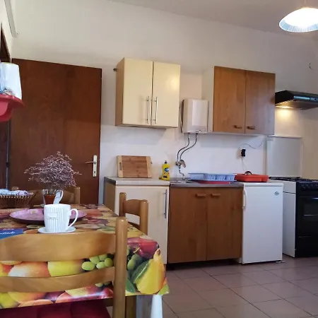 Extra Spacious Seaview Close To The Beach, With Large Terraces And Free Wi-fi & Ac & Bbq & Parking Space דירה Zaglav
