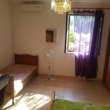 Extra Spacious Seaview Close To The Beach, With Large Terraces And Free Wi-fi & Ac & Bbq & Parking Space *