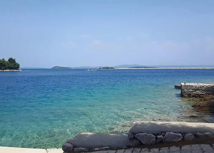 Extra Spacious Seaview Close To The Beach, With Large Terraces And Free Wi-fi & Ac & Bbq & Parking Space